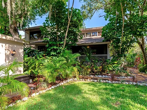 5178 Lancewood Dr #13, Sarasota, FL 34232