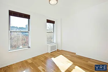 253 East 10th Street, #5