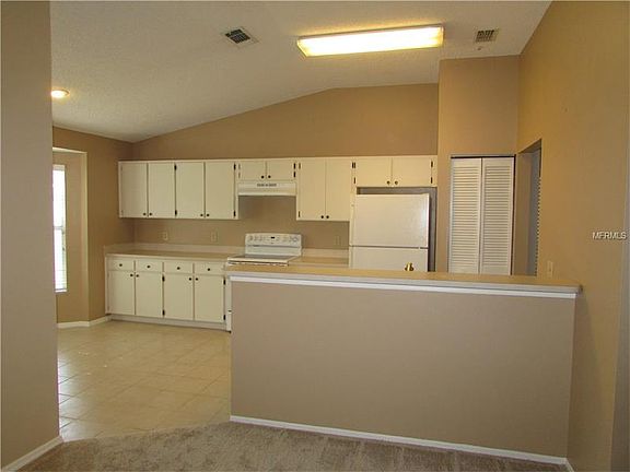 3rd image of 13523 Bellingham Dr