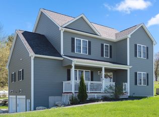 32 Hycrest Rd, Charlton, MA 01507