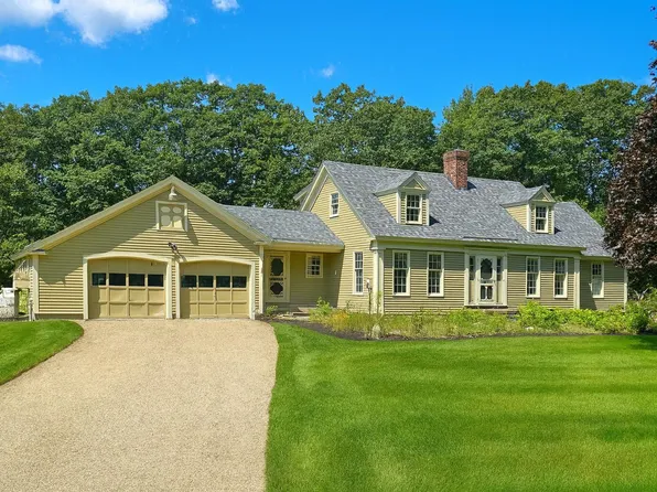 102 Old Lisbon Road, Topsham, ME 04086