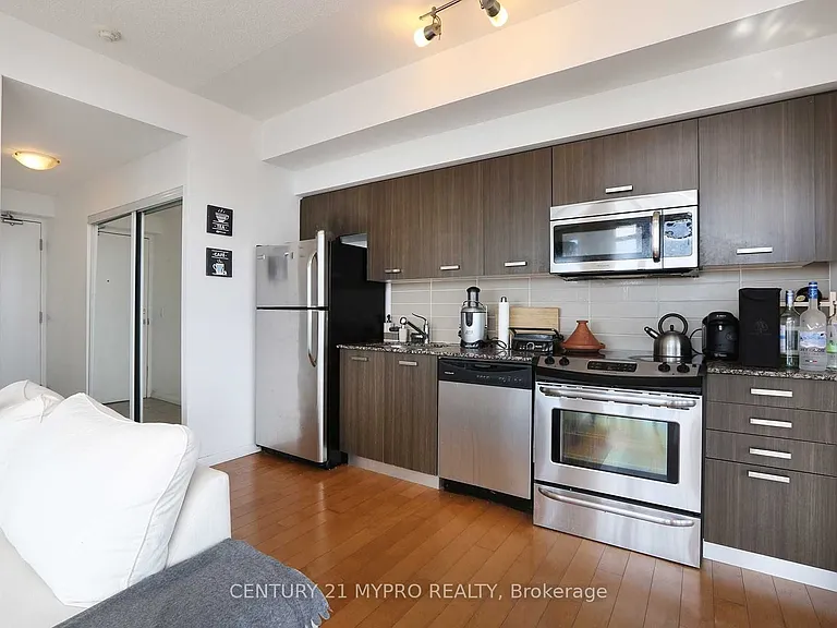 832 Bay St #4508 — Photo 4