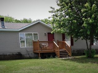 9591 Linda Ln, Ozawkie, KS 66070