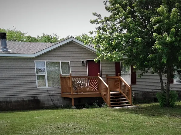 9591 Linda Ln, Ozawkie, KS 66070