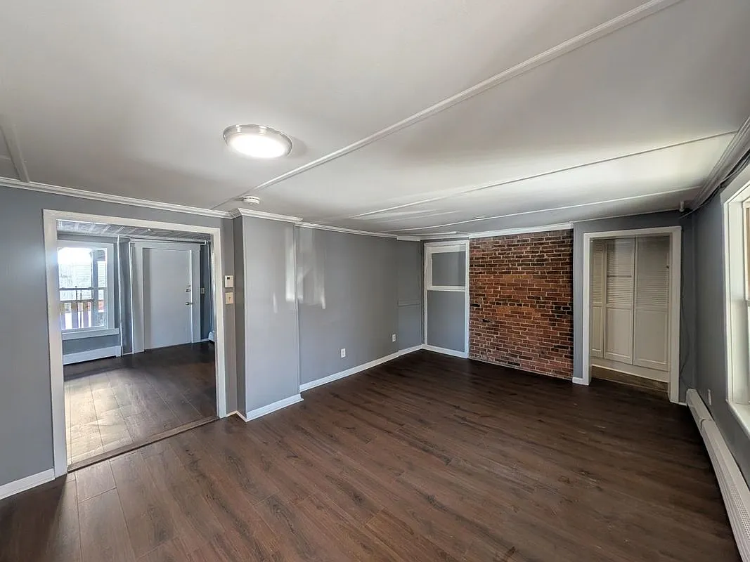2 bed, 1.0 bath, 780 sqft, $1,500 — Photo 2