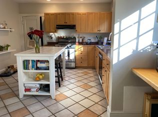 32 Russell St #3, Brookline, MA 02446