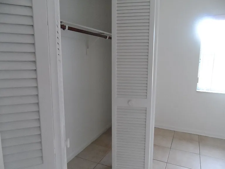 1236 Fountainhead Dr — Photo 9