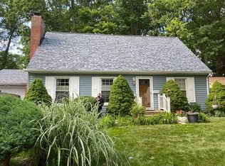 186 Pinehurst Rd, Munroe Falls, OH 44262