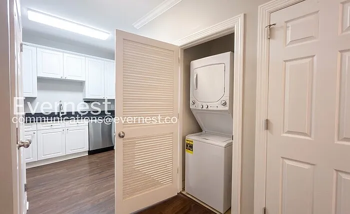116 31st Ave N #105 — Photo 5