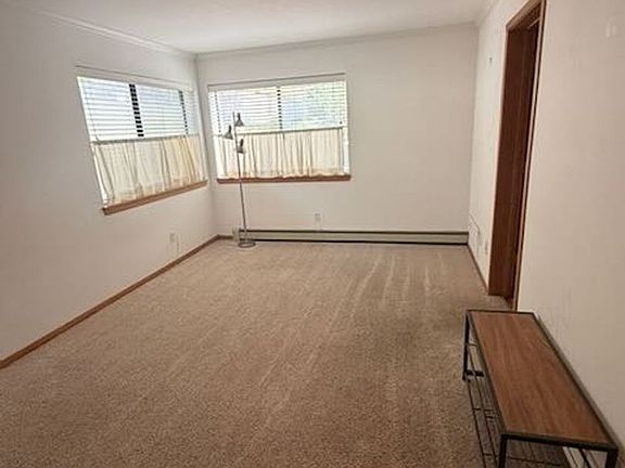 2nd image of 335 Skiway #333