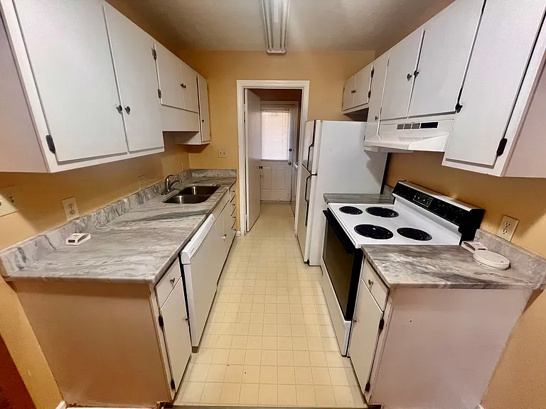 Kitchen 1_01072026