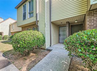 3233 Strawberry Ln, Decatur, GA 30034