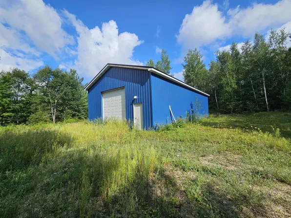 2991 Ridge Rd, Harrison, MI 48625