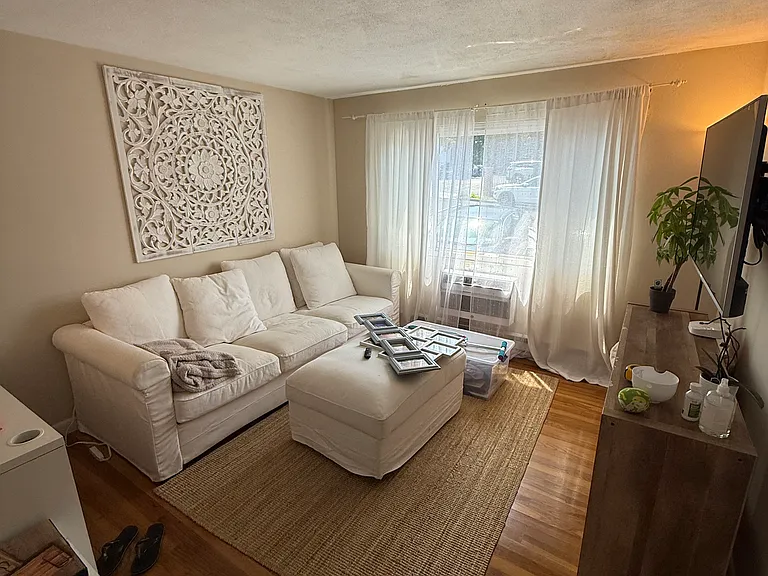 20 Coolidge Hill Rd #3 — Photo 1