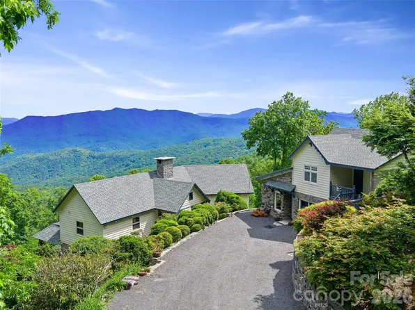 729 Bearwallow Road, Little Switzerland, NC 28749