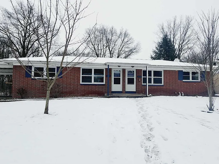 426 Dorset St — Photo 1