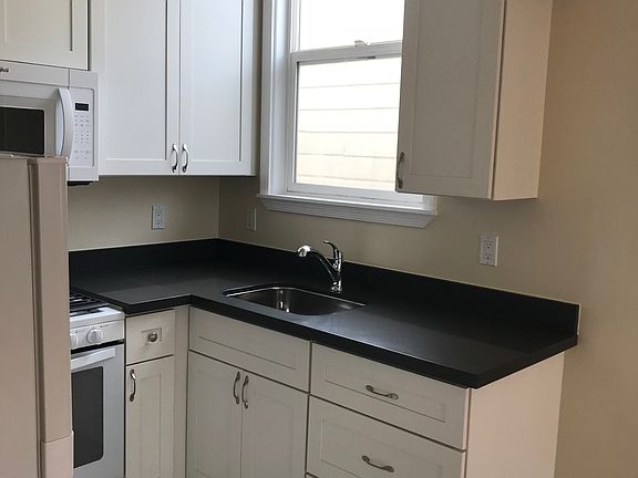 5th image of 1588 20th Ave APT 5