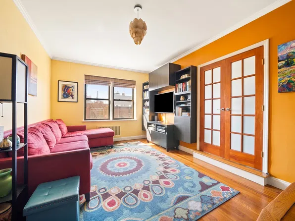 160 West 85th Street image 1 of 15