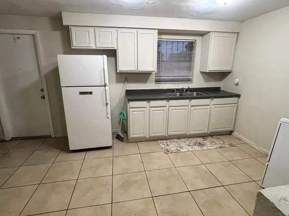 2901 NW 21st St, Fort Lauderdale, FL 33311