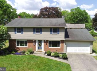 516 Penn Ayr Rd, Camp Hill, PA 17011