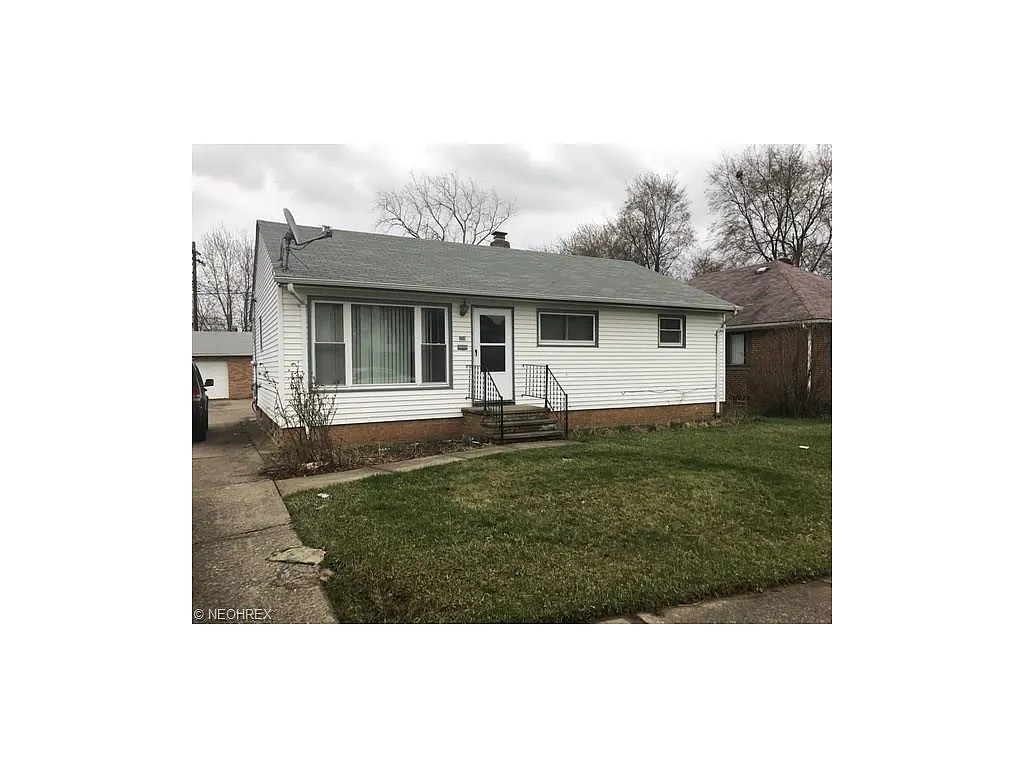 5219 Roseside Dr photo 1