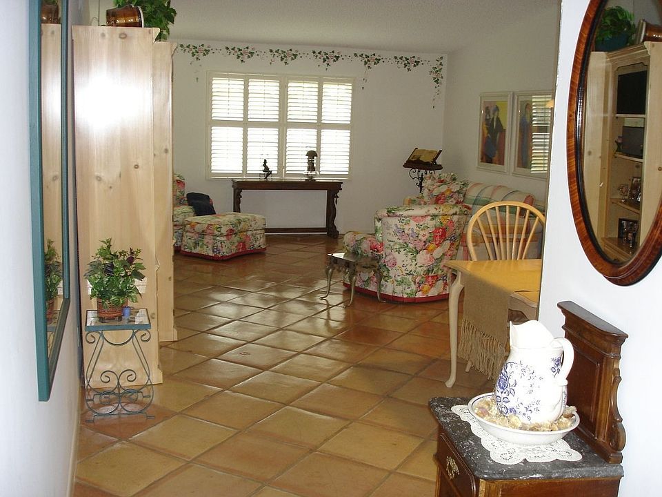 1st image of 6054 Sunny Manor Ct