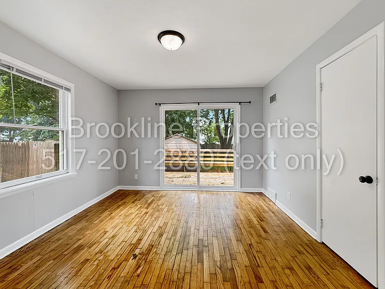 823 Holten St — Photo 18