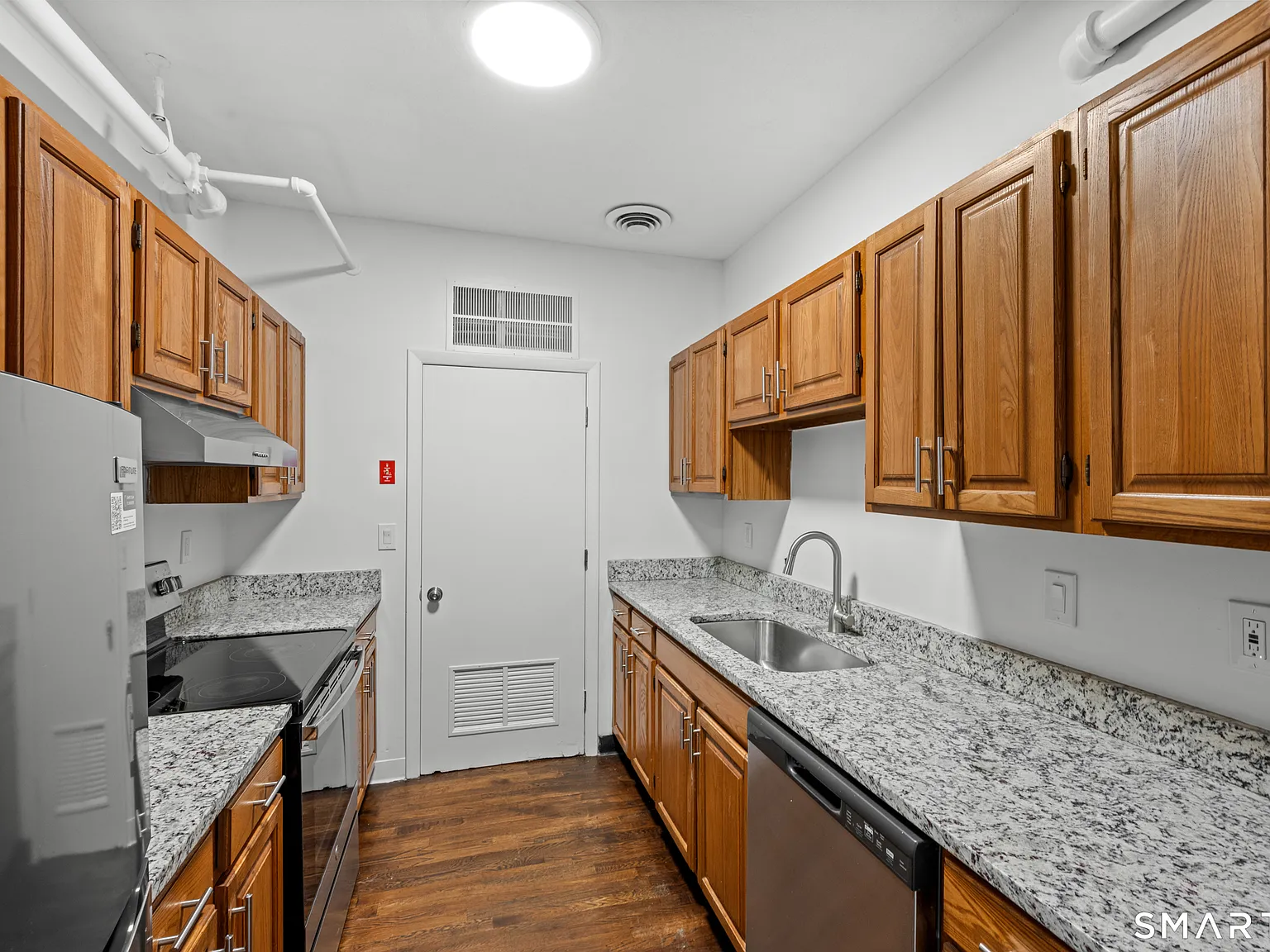 Studio, 1.0 bath, 12580 sqft, $1,975 — Photo 2