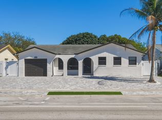 22390 SW 66th Ave, Boca Raton, FL 33428