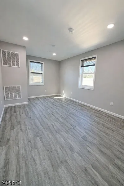 4 bed, 1.0 bath, $2,600 — Photo 4