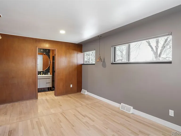 9309 Highland Pl — Photo 15