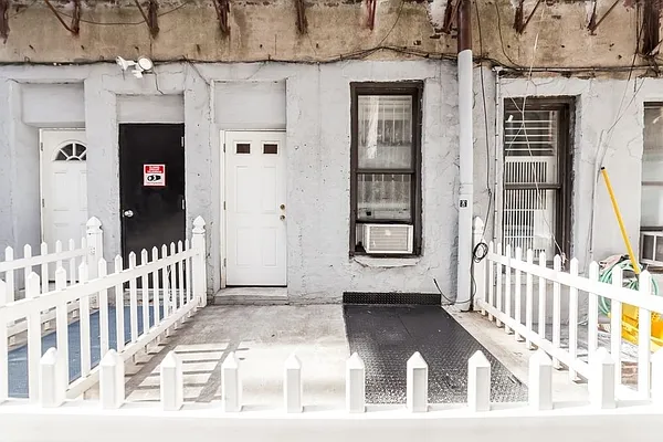 Rented by Compass | media 13