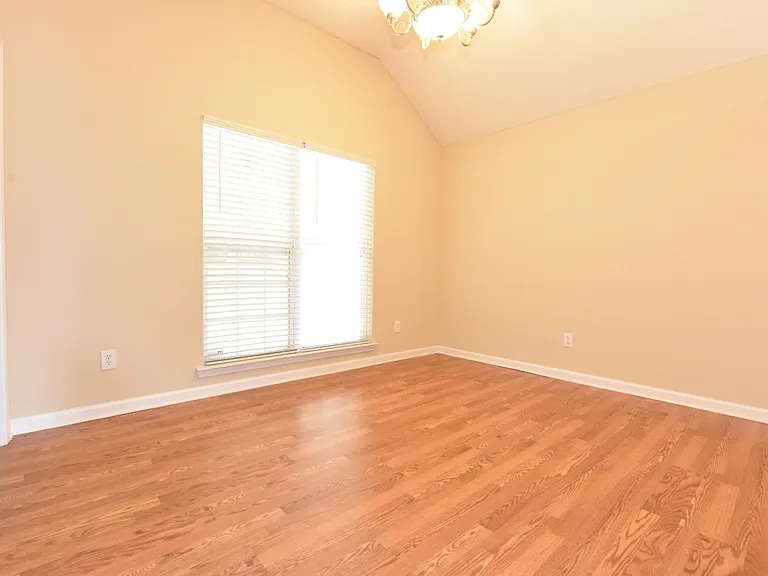 1754 Post Oak Ct — Photo 6
