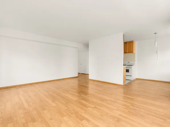 100 Lasalle Street image 13 of 25