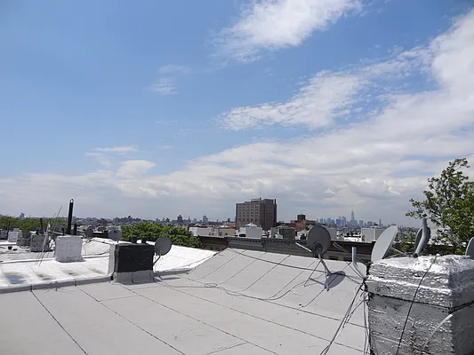 Rented by Miron Realty Group | media 70