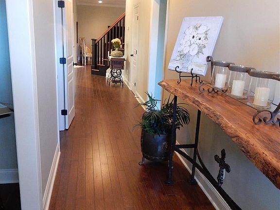 5th image of 6338 Midtowne Ln NW