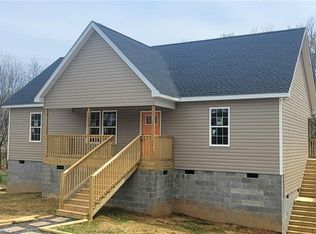 1132 Irving Ave, Eden, NC