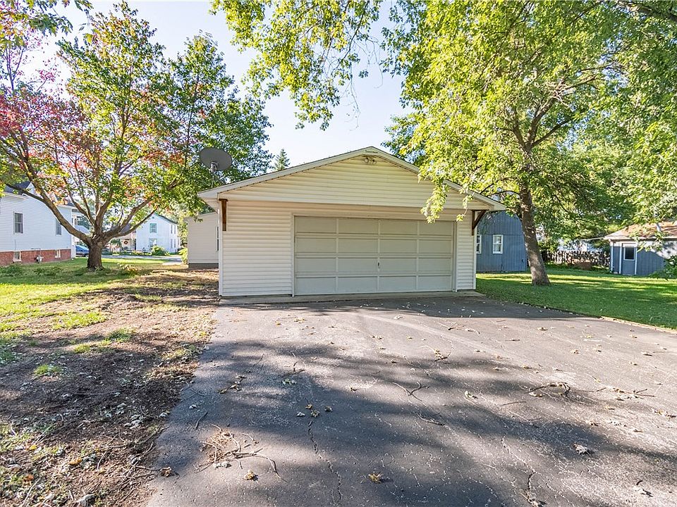 415 W Main St, Maroa, IL 61756 Zillow