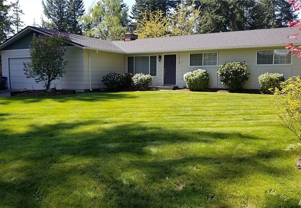1st image of 10758 133rd Ave E