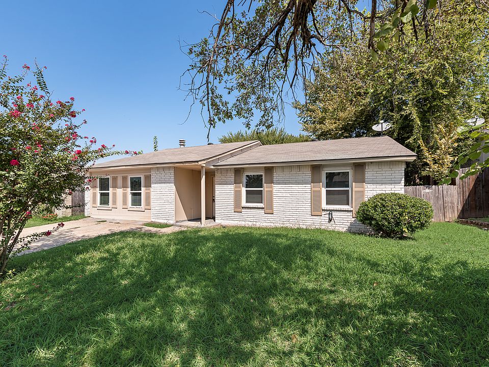 1st image of 417 Green Canyon Dr