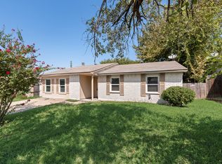 417 Green Canyon Dr, Mesquite, TX 75150