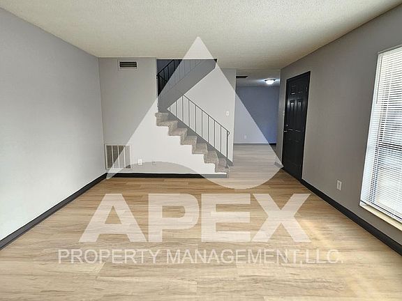5th image of 504 Cedartop Ln APT A