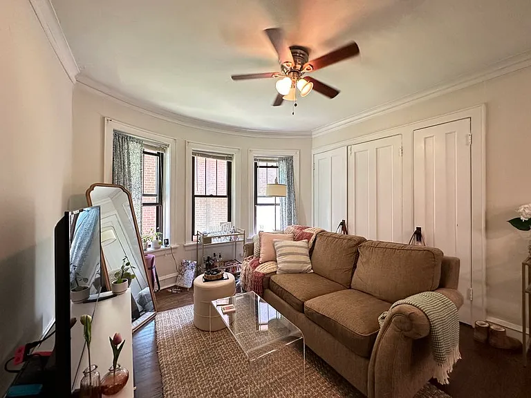 2131 W Giddings St #B2 — Photo 12
