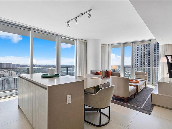 5th image of 4011 S Ocean Dr Floor 23-ID1049808P