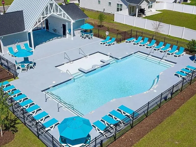 286 Portofino Dr — Photo 10