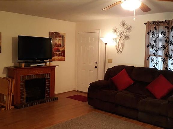 4th image of 211 Floyd Ave N