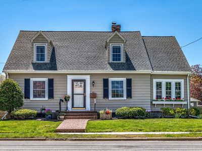 22 Newcastle Rd, Peabody, MA, 01960