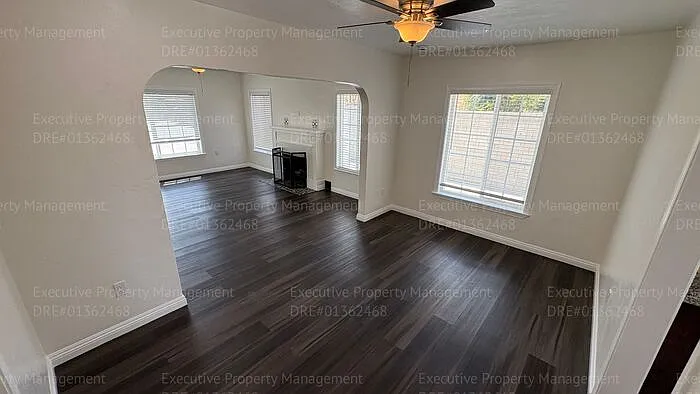 104 S Kincaid St — Photo 9