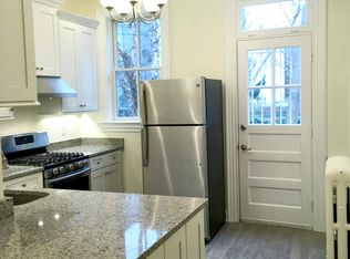 917 E Capitol St SE APT 1, Washington, DC 20003