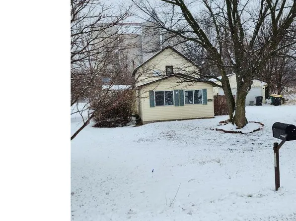 909 Freeman St, Dexter, IA 50070